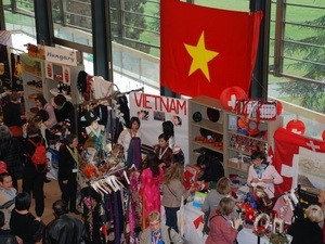 Vietnam menghadiri Pekan Raya  Internasional Bazaar-2012 di Jenewa. - ảnh 1